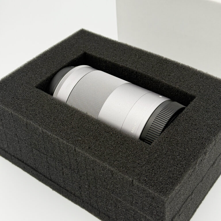 手でちぎって専用仕様に「ちぎって使える緩衝材×組立式箱」のご提案